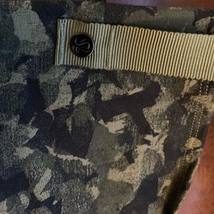 Lululemon vinyasa scarf